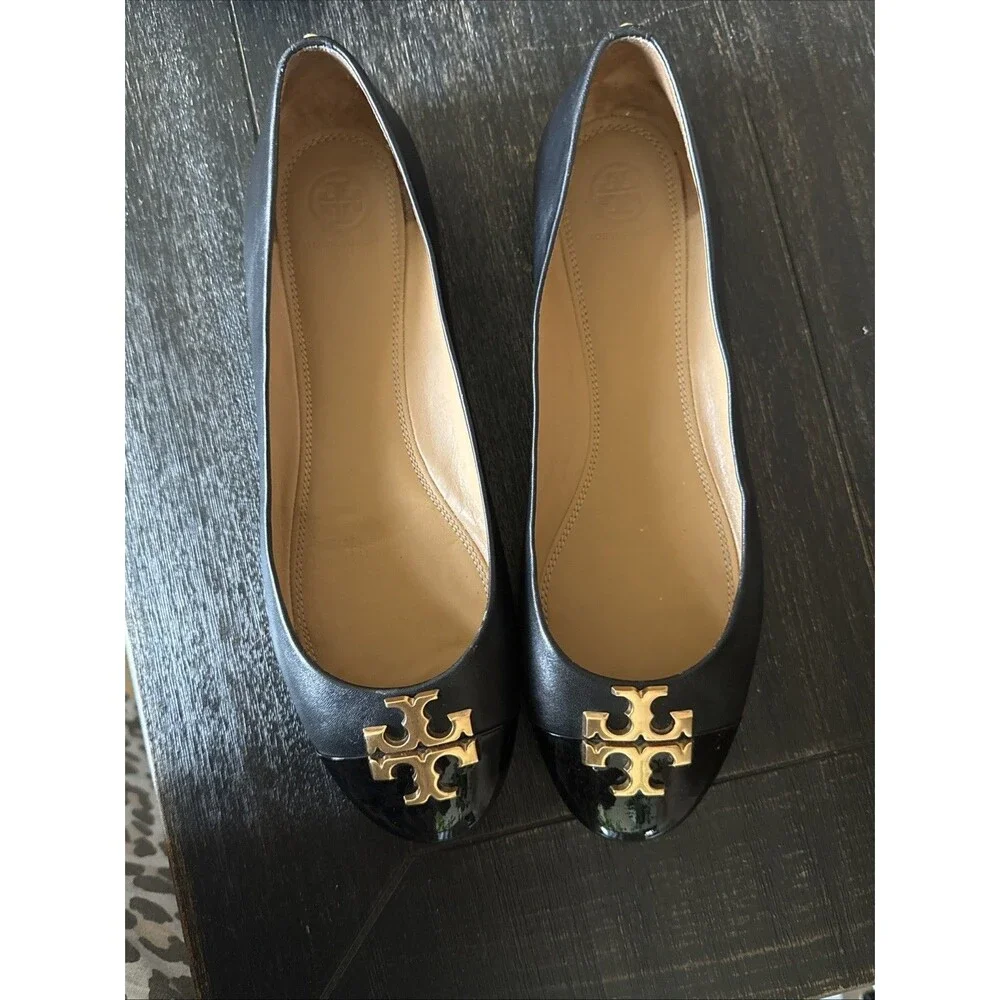 Tory Burch Everly Cap Toe Black Leather Gold Logo Ballet Flats Shoes 10.5